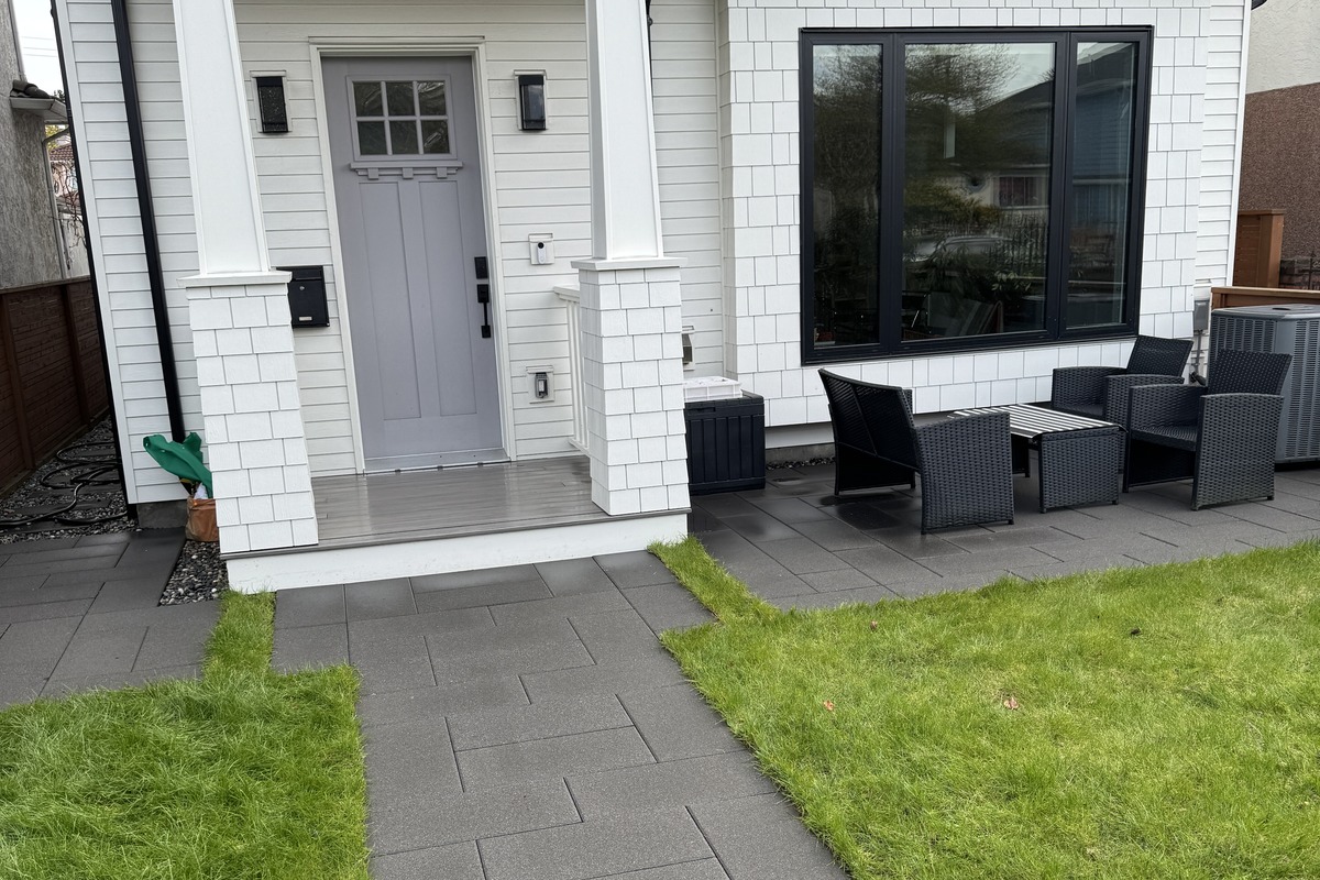 Clean paver walkway and patio after soft wash